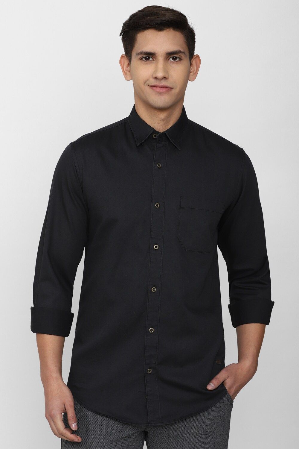 Men Black Slim Fit Solid Full Sleeves Casual Shirt