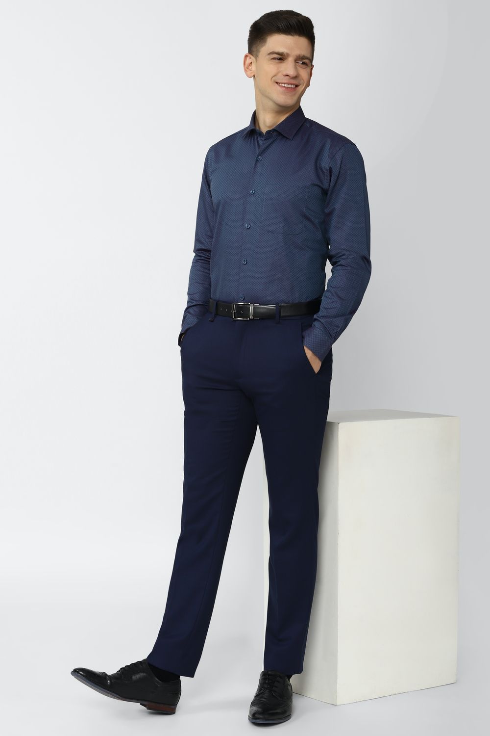 Men Navy Regular Fit Formal Full Sleeves Formal Shirt