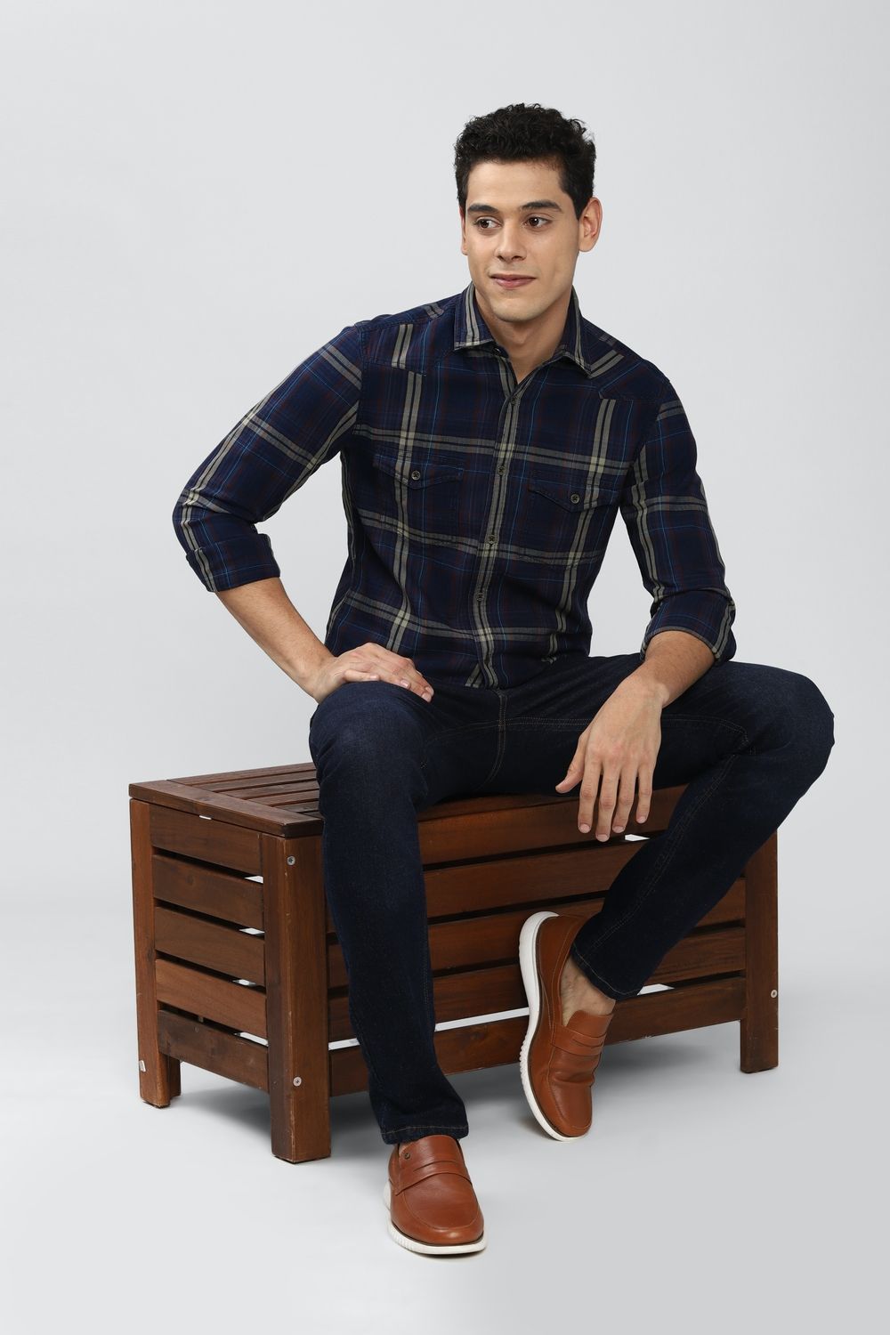 Men Navy Super Slim Fit Check Full Sleeves Casual Shirt