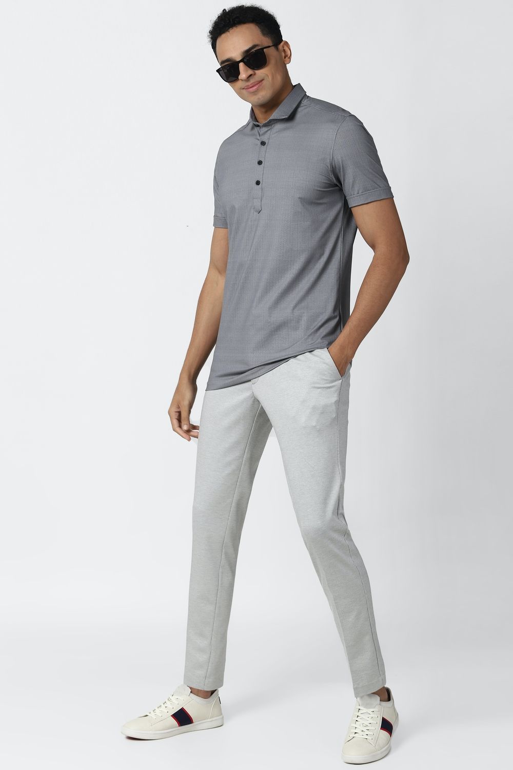 Men Grey Athletic Fit Formal Half Sleeves Formal Shirt