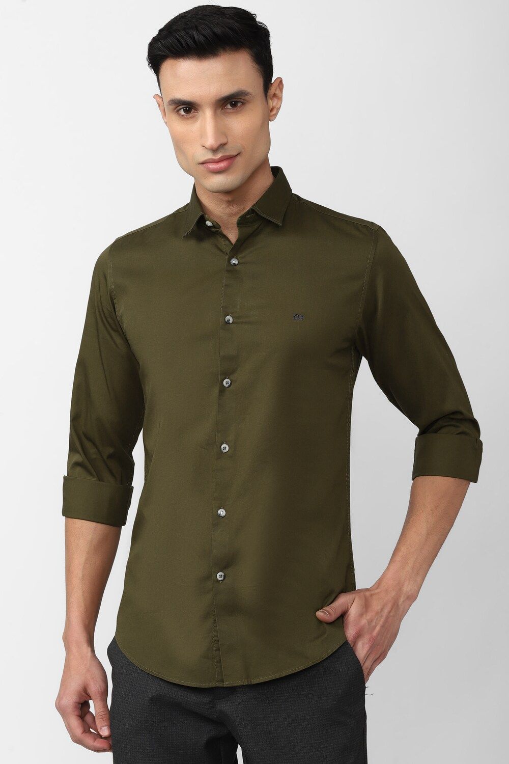 Men Olive Slim Fit Solid Full Sleeves Casual Shirt
