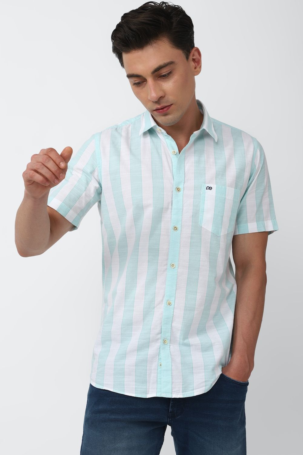 Men Blue Slim Fit Stripe Half Sleeves Casual Shirt
