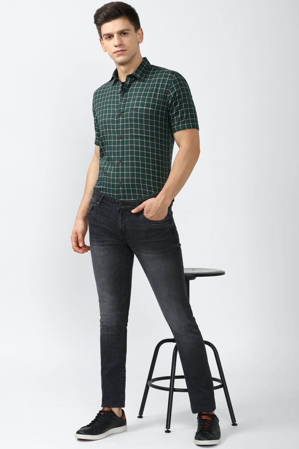 Men Green Slim Fit Check Half Sleeves Casual Shirt