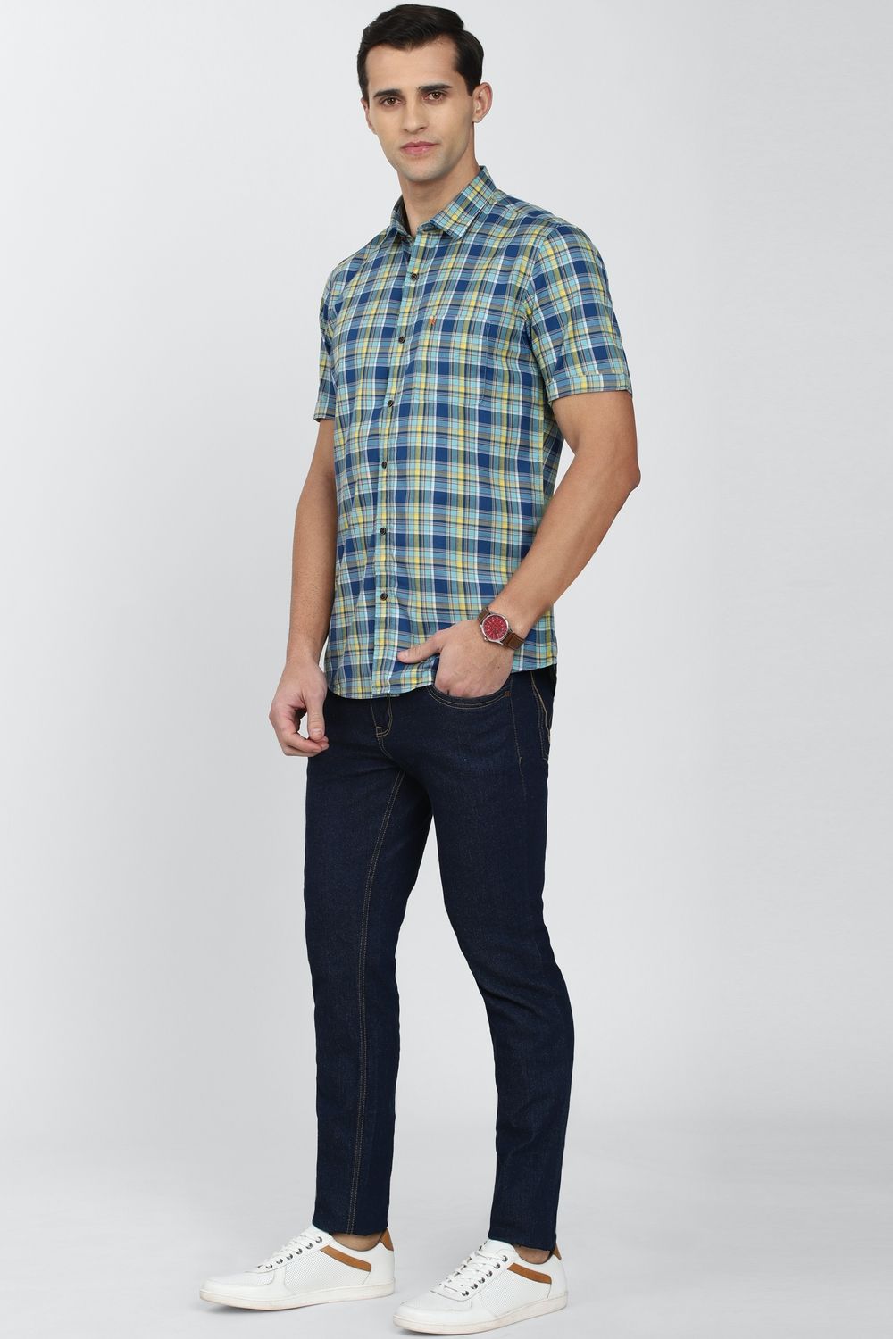 Men Blue Slim Fit Check Half Sleeves Casual Shirt