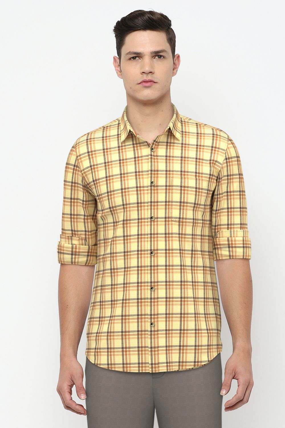 Men Yellow Slim Fit Check Full Sleeves Casual Shirt