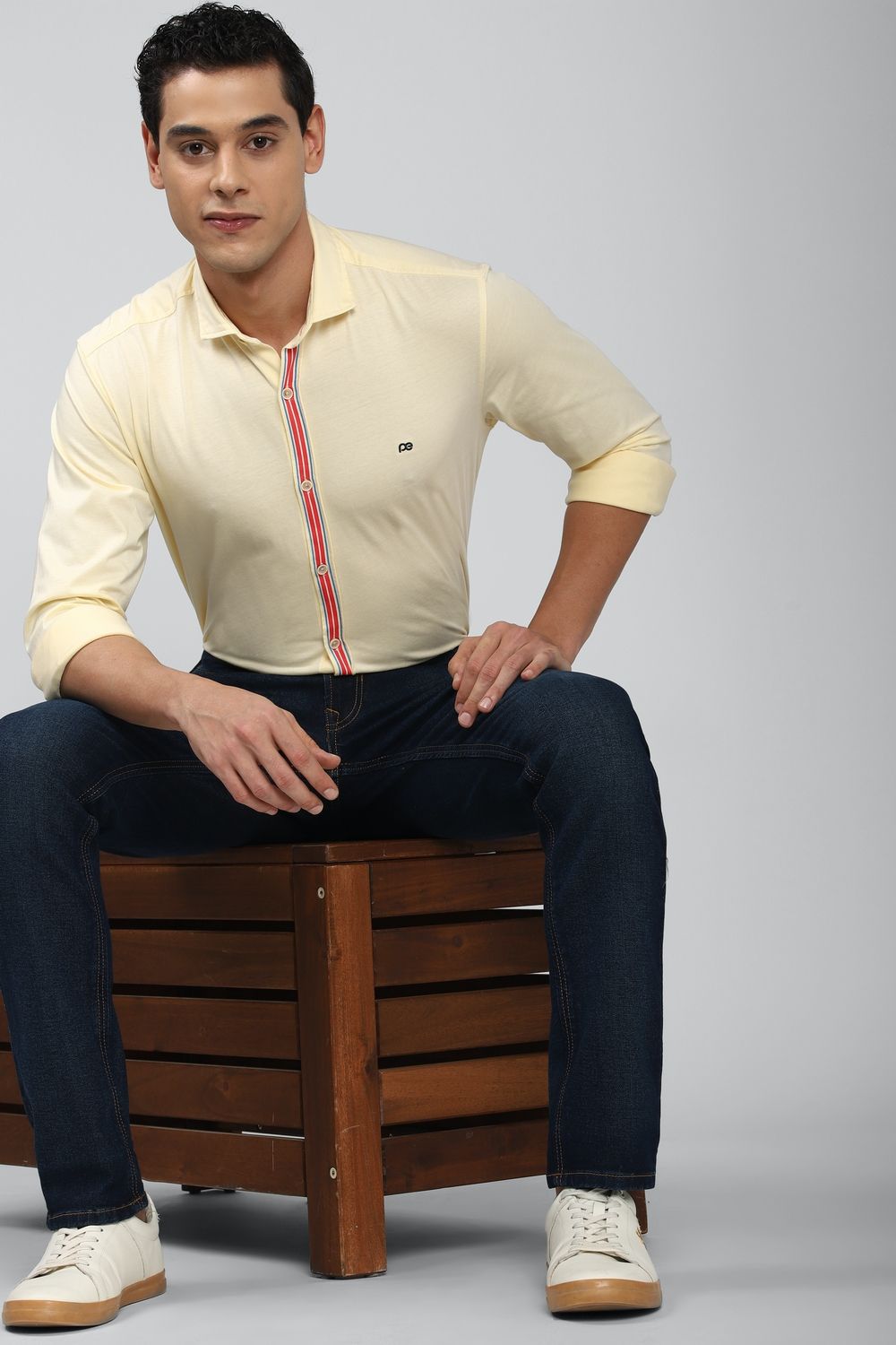 Men Yellow Slim Fit Solid Full Sleeves Casual Shirt