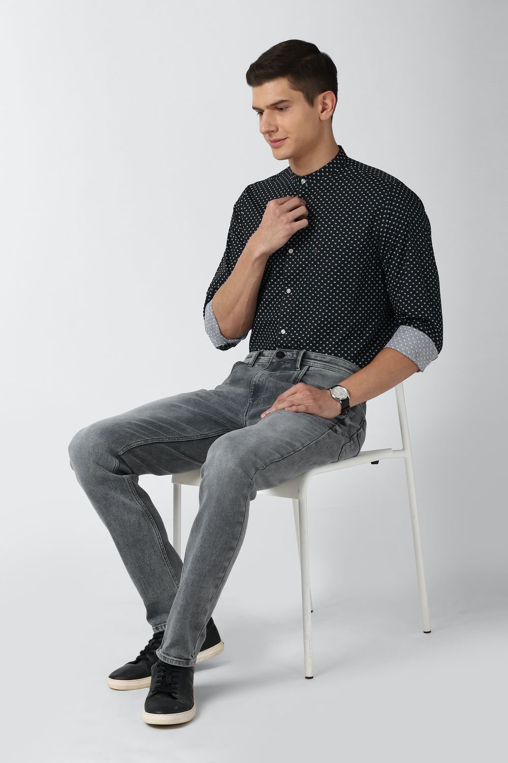 Men Black Slim Fit Print Full Sleeves Casual Shirt