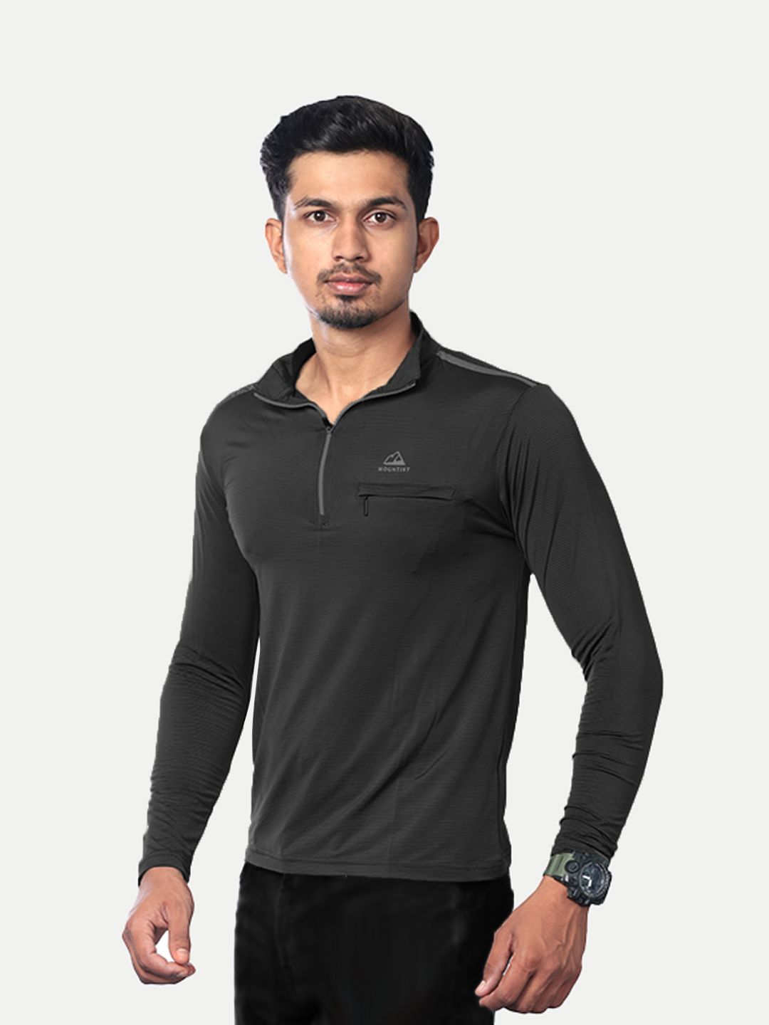 Men Black Active wear Zipper Full Sleeve T Shirt