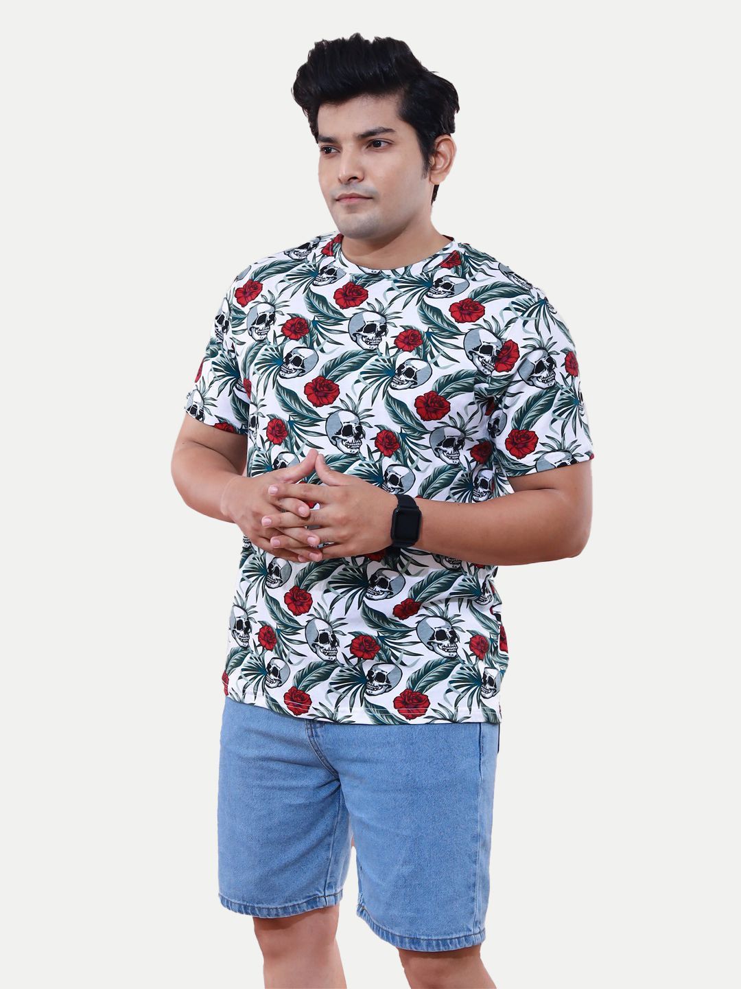 Men All-Over Red Floral printed Cotton Slim fit T-shirt
