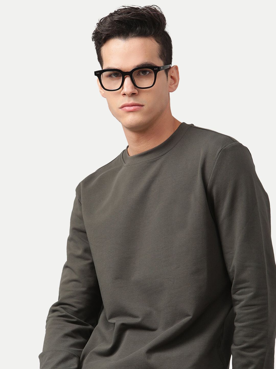 Men Solid Grey Regular Fit Pullover Sweatshirt