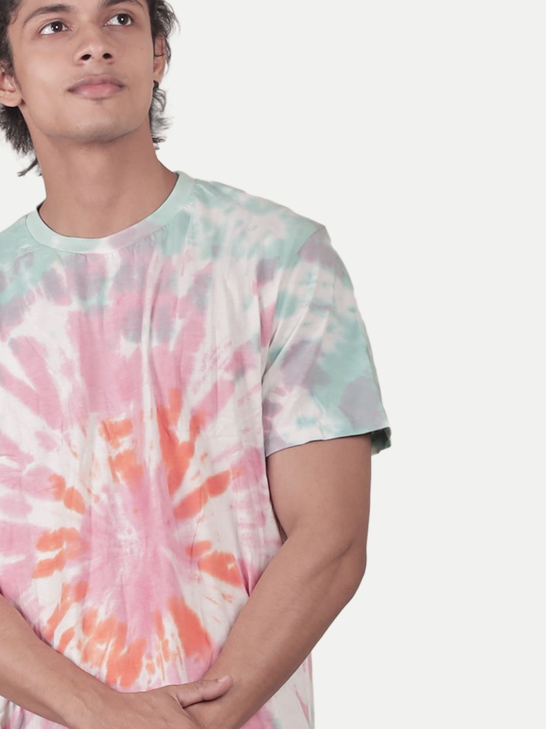 Men Pink Tie and Dye Cotton Crew Neck T-Shirt