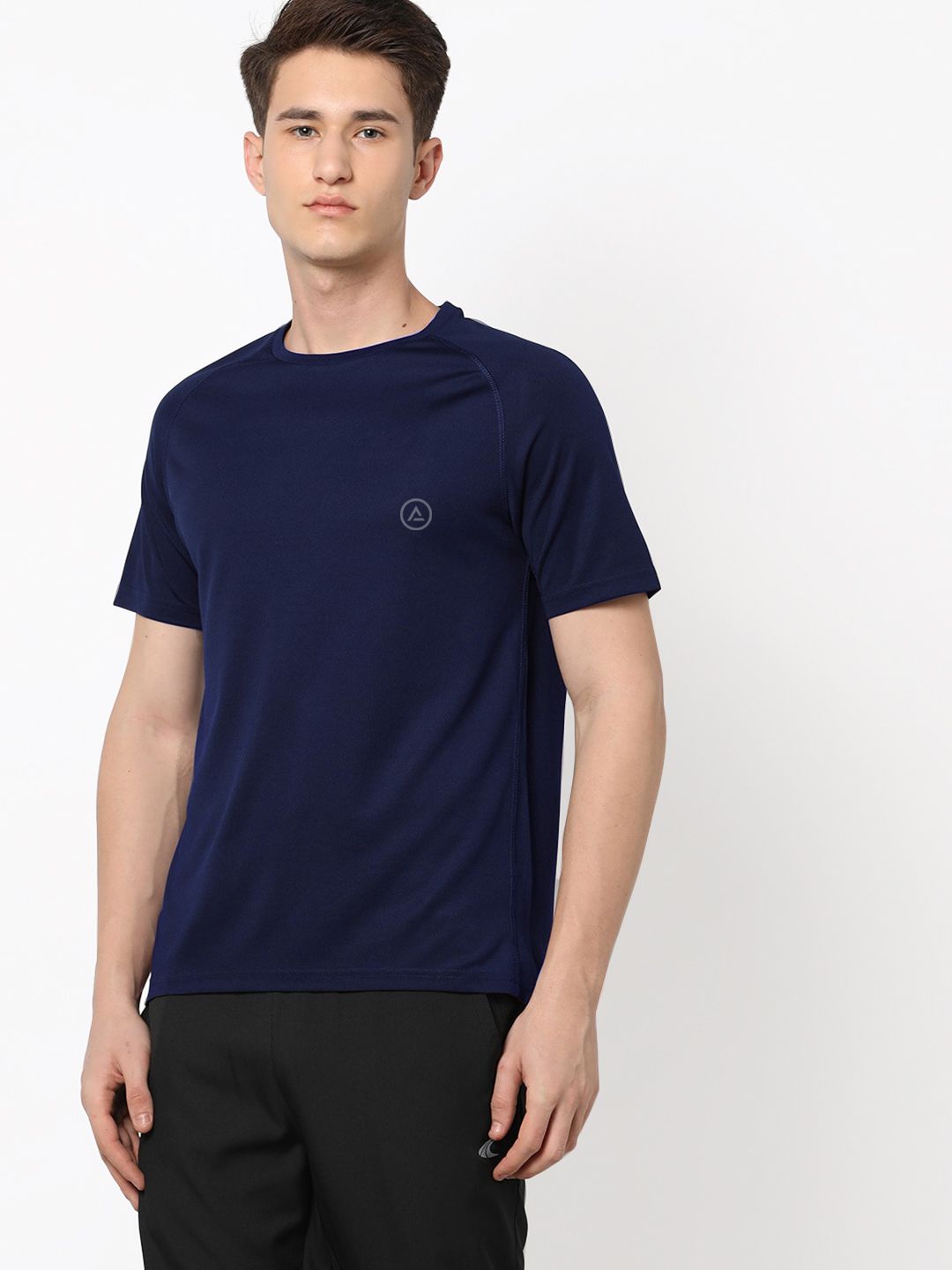 Men Navy Blue Textured Sports T-shirt