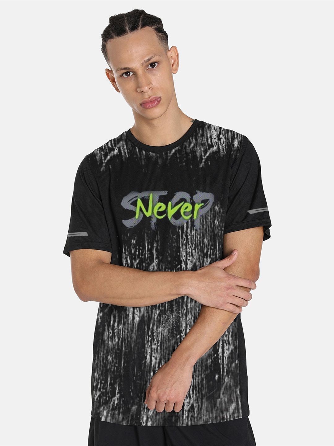 Men Black Graphic Printed Crew Neck regular Fit T-shirt