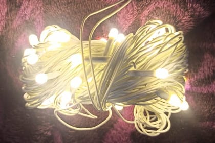 Yellow or Warm White LED Lighting/Rice Lights/String Lights/Fairy Lights with Constant Function, 9.9 Meter Length & 42 LED Bulbs Yellow or Warm White LED Lighting/Rice Lights/String Lights/Fairy Lights with Constant Function, 9.9 Meter Length & 42 LED Bulbs