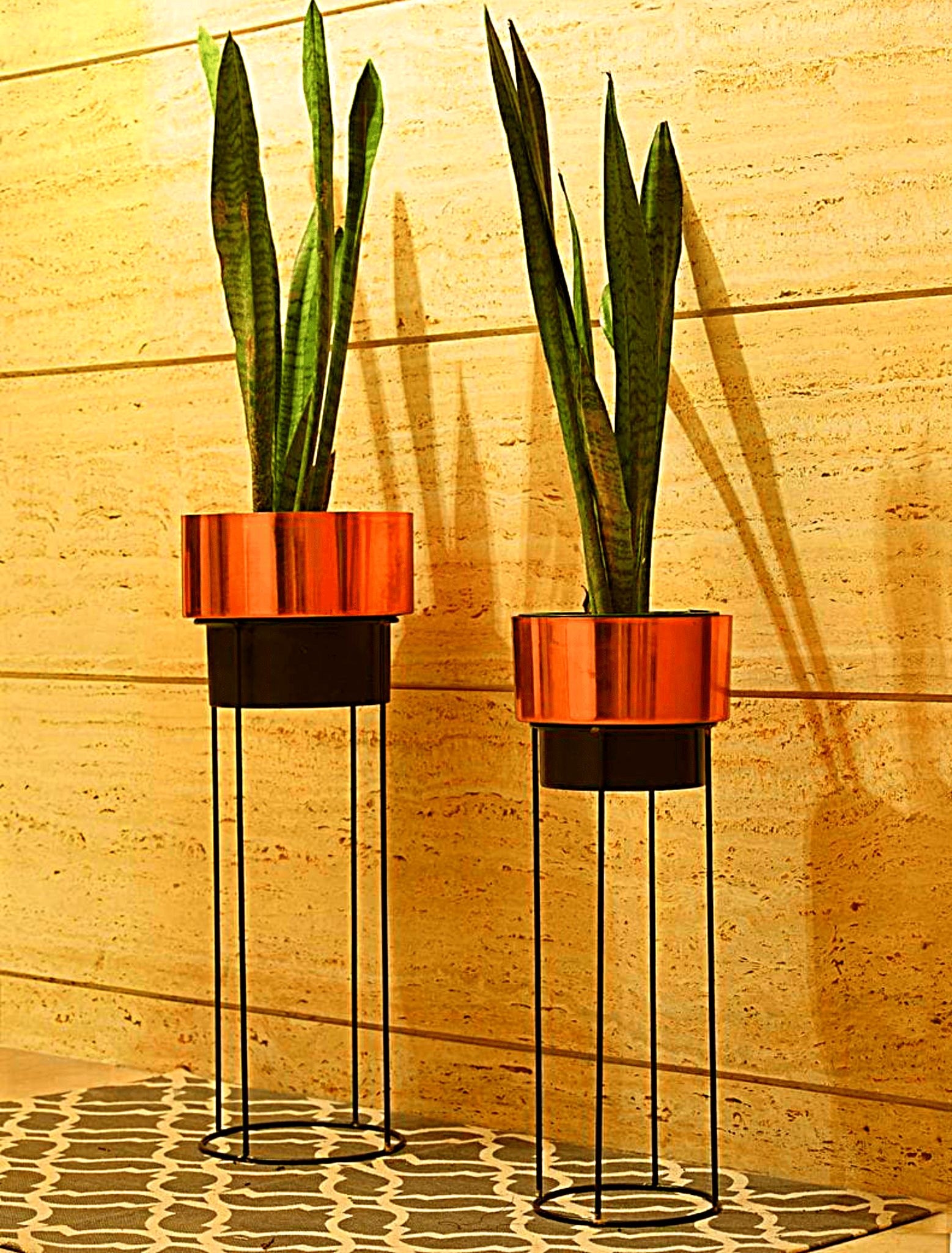 Metal planter