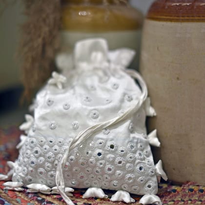 White Mirror Mogra Batwa-Potli White Mirror Mogra Batwa-Potli