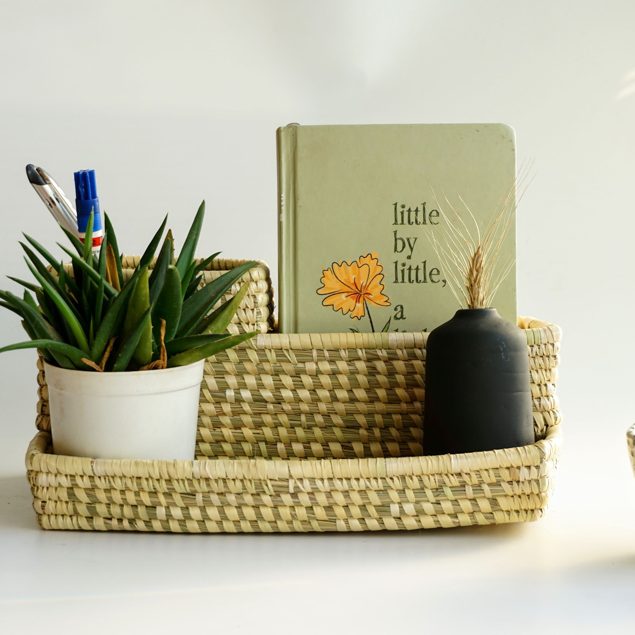 Moonj Grass Desk Oraganizer