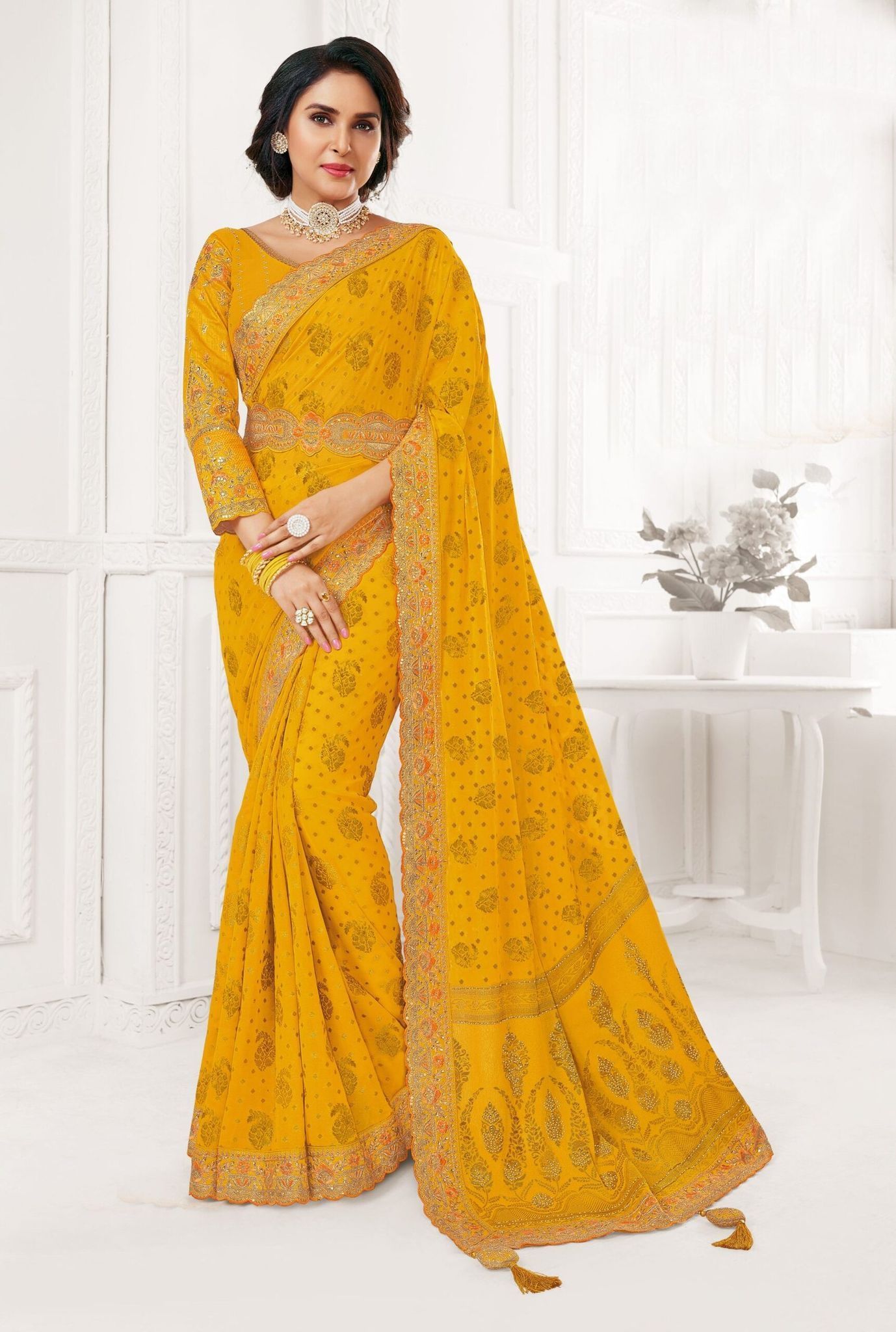 Color Yellow Georgette Viscose Saree With Border And Blouse Piece