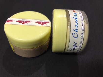 GOKULAM Natural Gopi Chandan Powder Multi Purpose Use Devotee Scented Sandal for Pooja, Face, Removes Sunburn, Tan - Pack of 1 GOKULAM Natural Gopi Chandan Powder Multi Purpose Use Devotee Scented Sandal for Pooja, Face, Removes Sunburn, Tan - Pack of 1