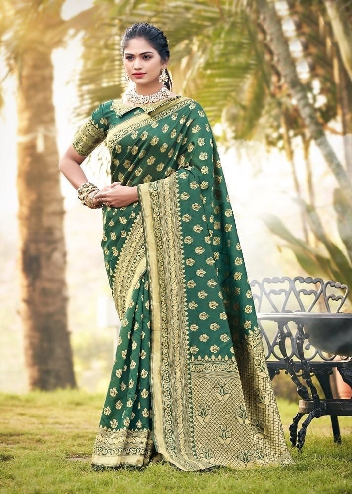 Woven Art Silk Saree in Green