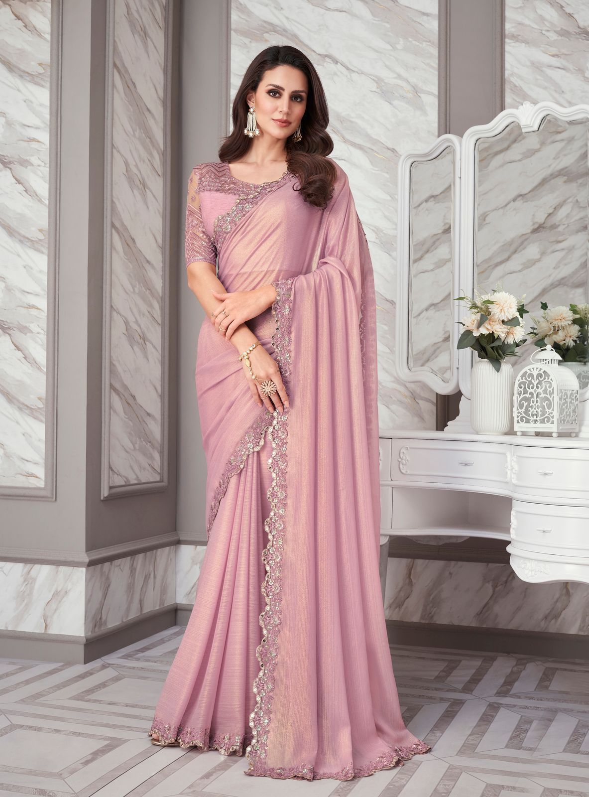 Embroidered Border Chiffon Shimmer Saree in Peach