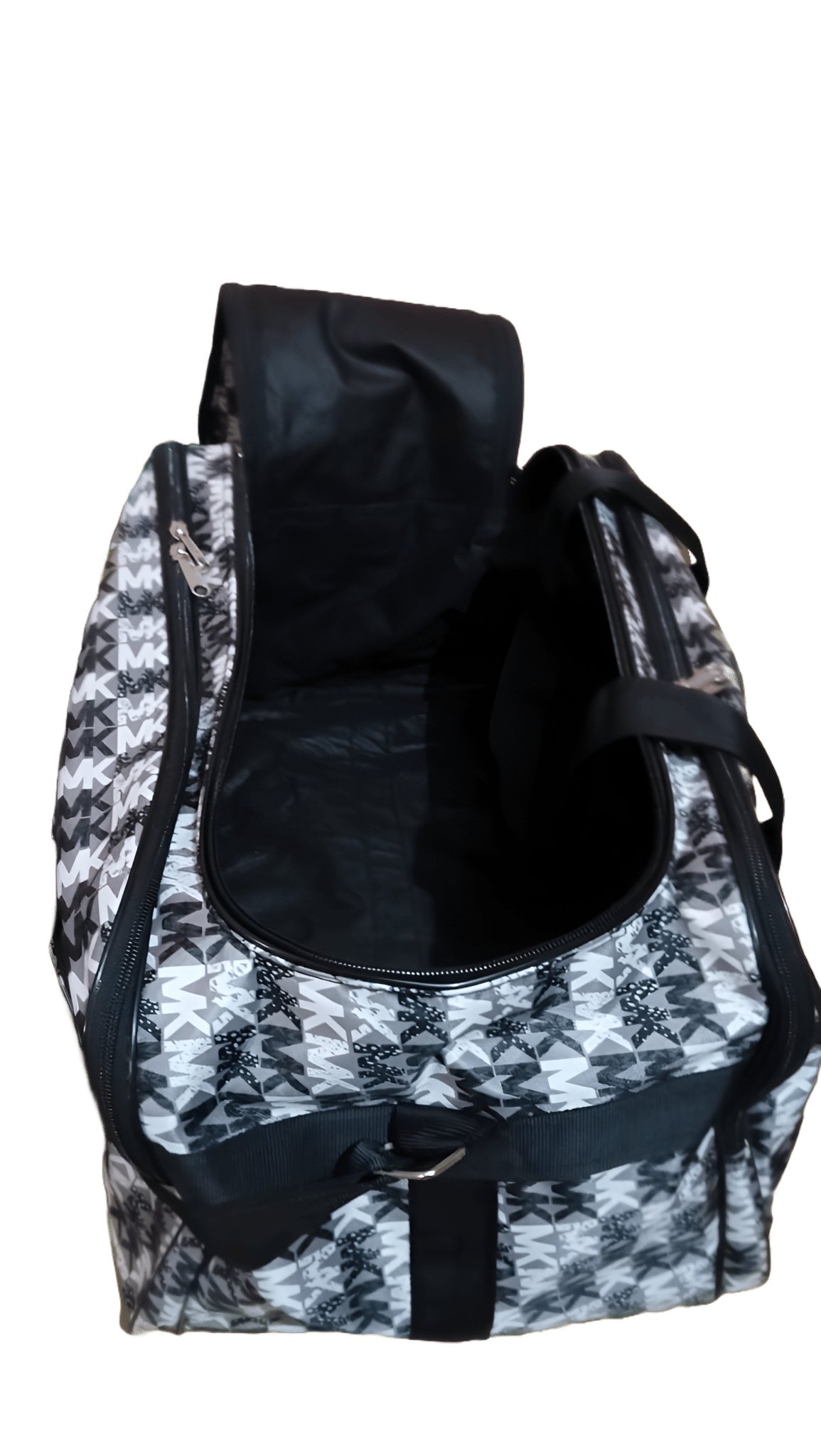 LUGGAGE BAGS