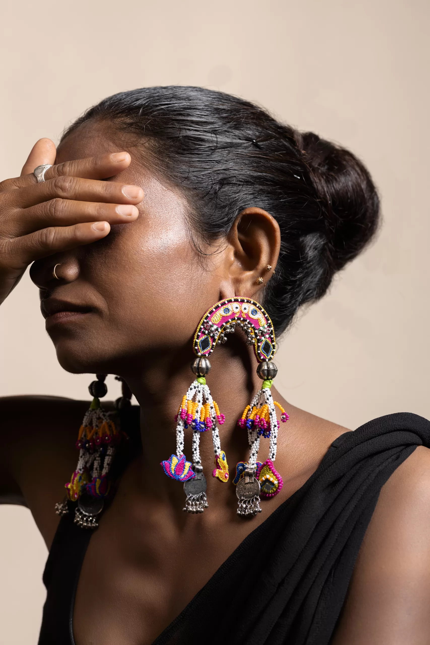 Mindhi Earring