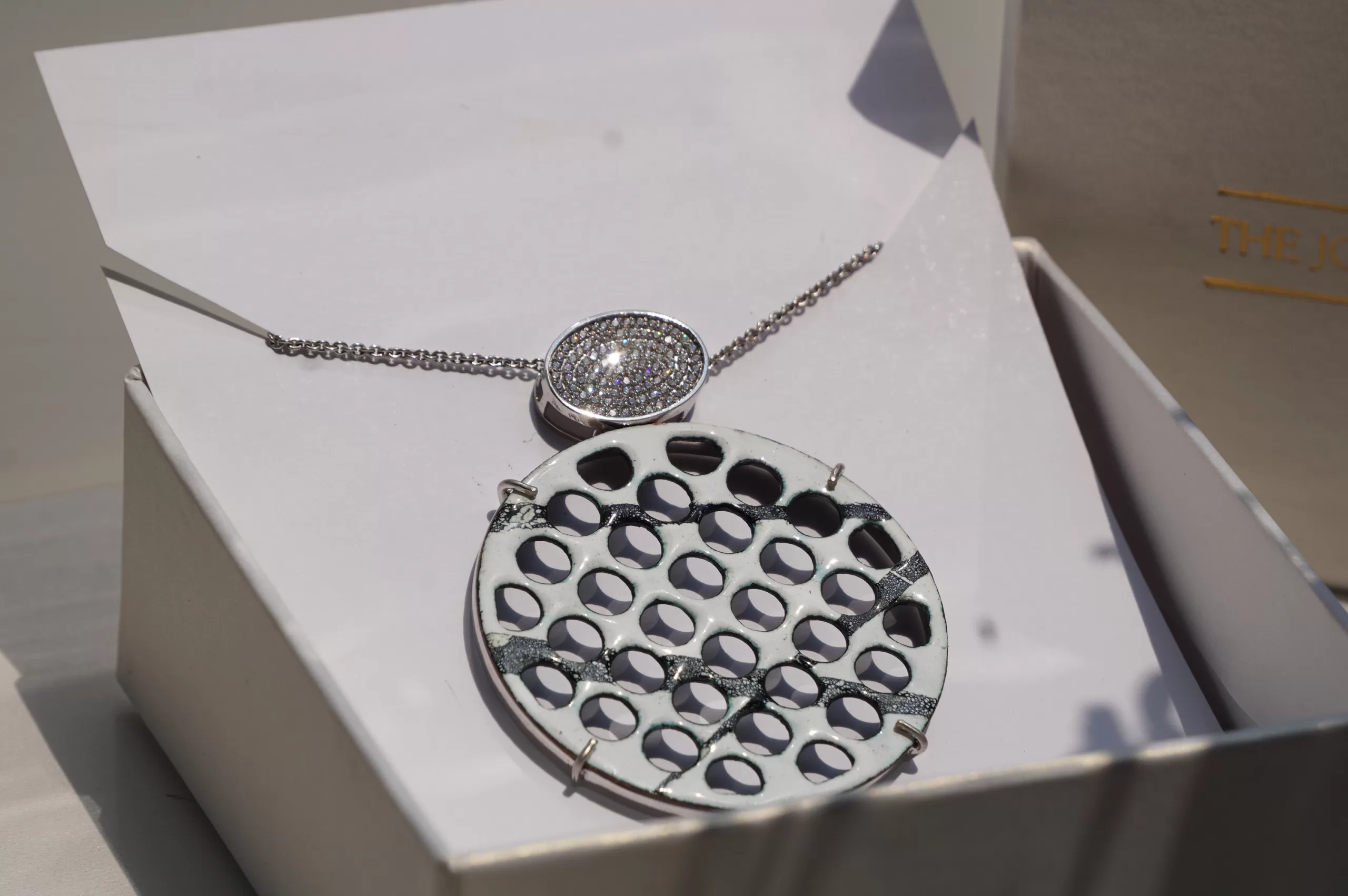 FULL MOON Pendant