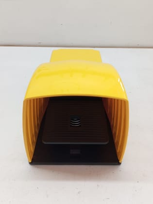 BRISK Foot Switch, BFS-22/X, 10A/500VAC