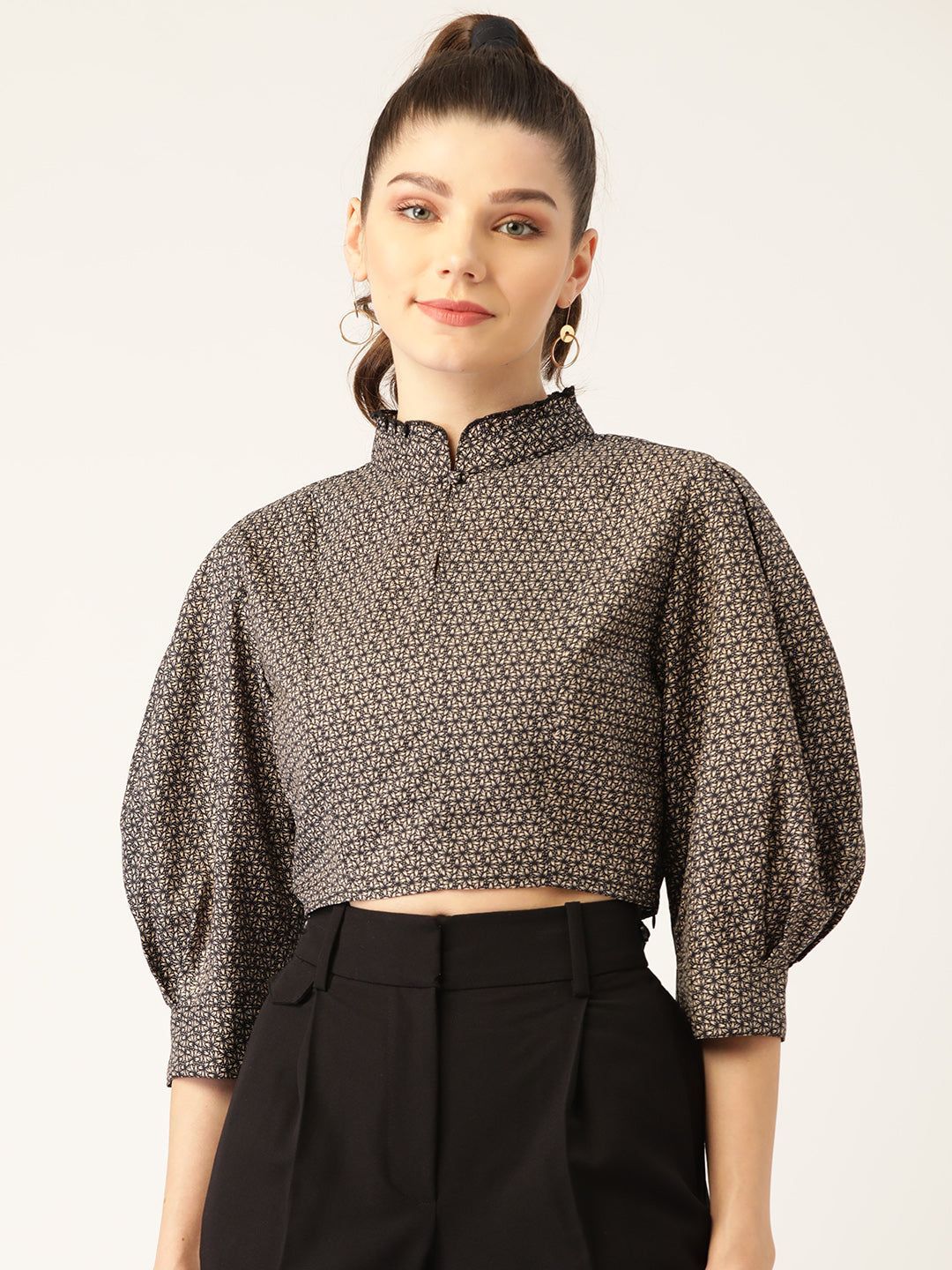 Women Black & Beige Printed Keyhole Neck Crop Top