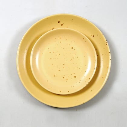 OONA FCLL HANDMADE CERAMIC DINNER PLATE YELLOW P 1016 OONA FCLL HANDMADE CERAMIC DINNER PLATE YELLOW P 1016