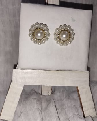 Pearl Jhumka Woman Pearl Jhumka Woman