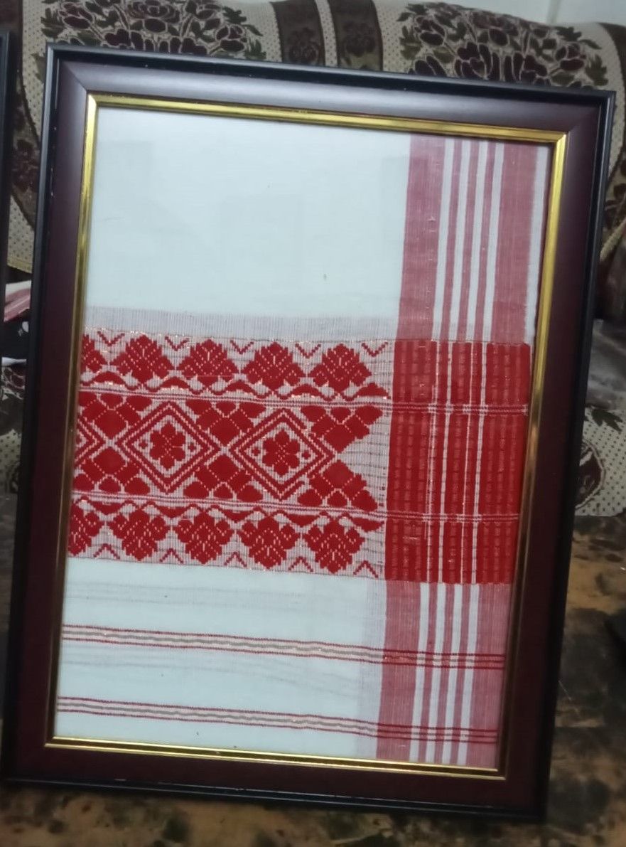 Framed Gamusa