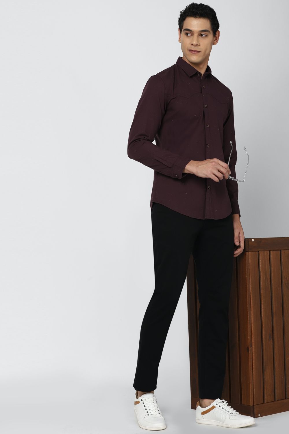 Men Purple Super Slim Fit Solid Full Sleeves Casual Shirt
