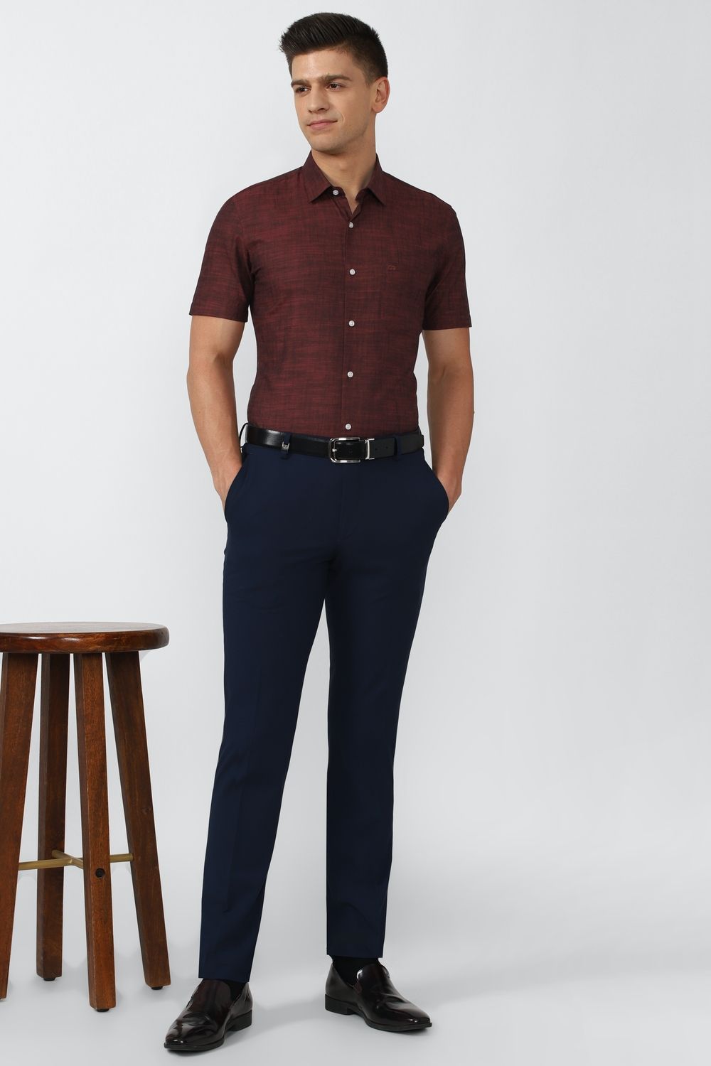 Men Maroon Slim Fit Formal Half Sleeves Formal Shirt