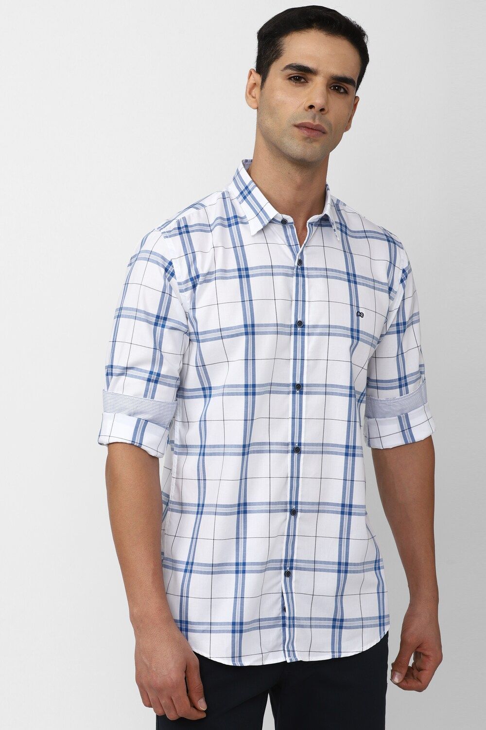 Men White Slim Fit Check Full Sleeves Casual Shirt