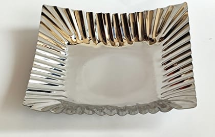 HANDICRAFT Shrinkish Square Tray NJ12