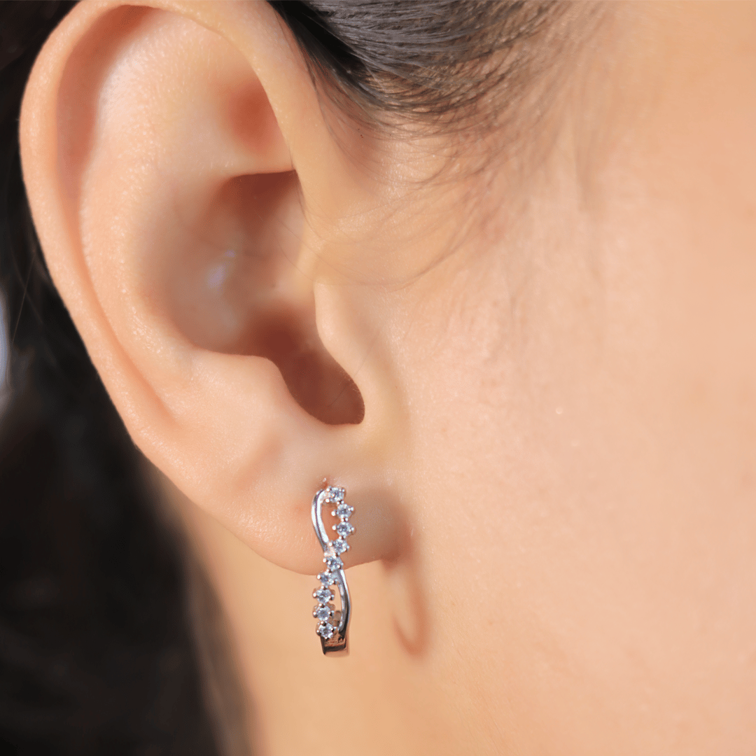 Zarkan Minimal Semi Hoop Silver Studs
