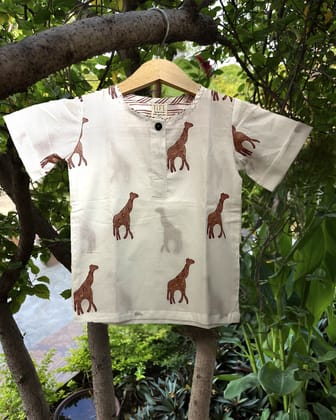 Casual kid wear with Graceful Giraffe Print by Aagaaz Jaipur
