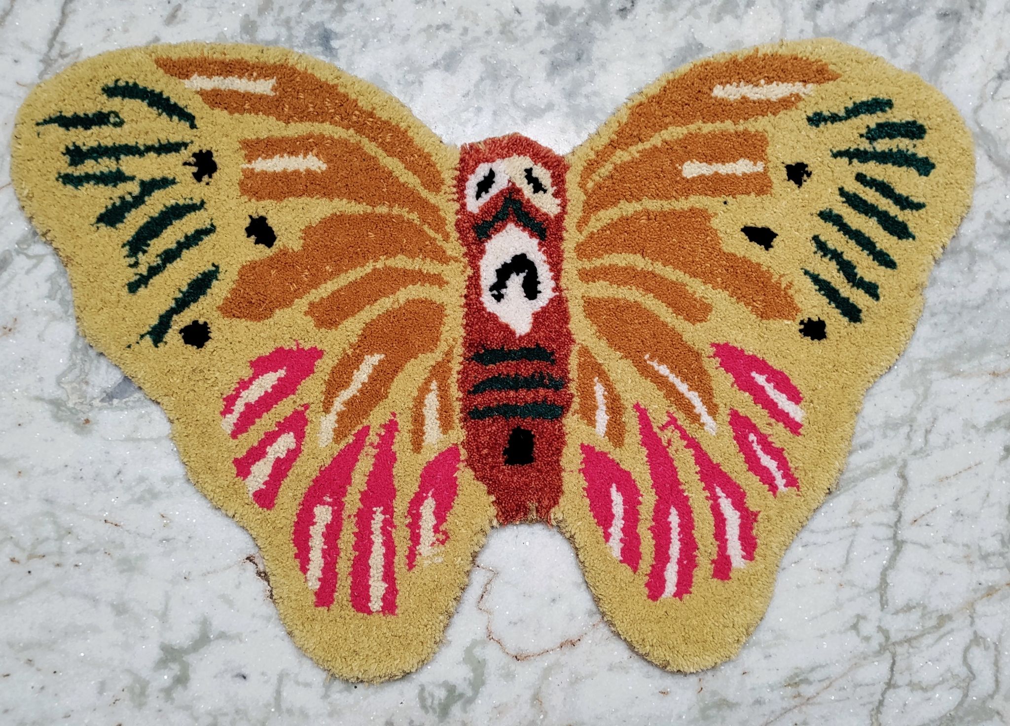 Tufted Dari Carpet