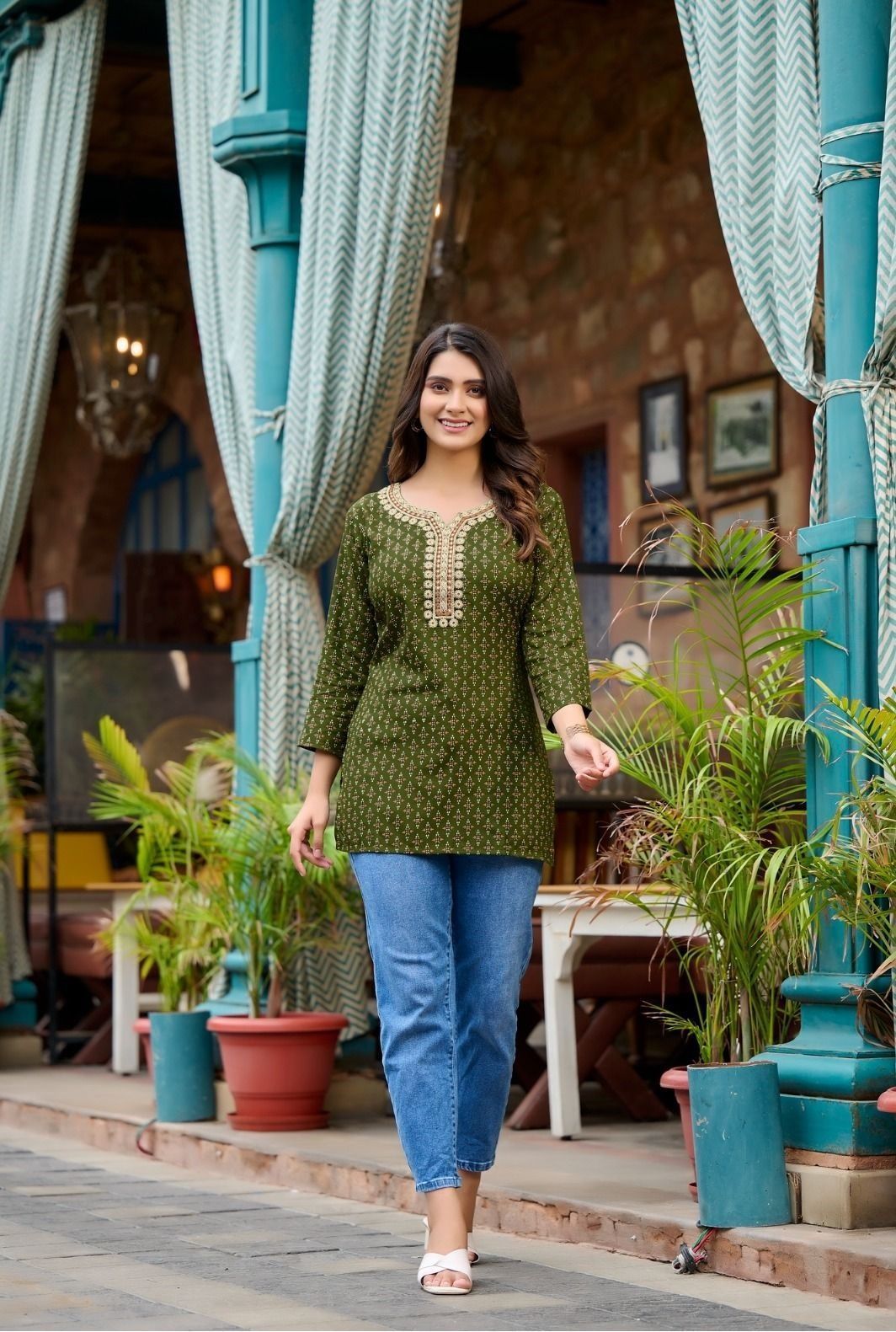 Mehndi Green Rayon Cotton Mirror Work Short Kurti 106