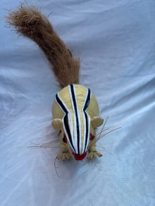 Handmade straw squirrel figurine Handmade straw squirrel figurine