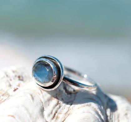 Labradorite Ring, 925 Sterling Silver Ring, Gemstone Ring, Handmade Jewelry, Solitaire Bohemian Ring Labradorite Ring, 925 Sterling Silver Ring, Gemstone Ring, Handmade Jewelry, Solitaire Bohemian Ring