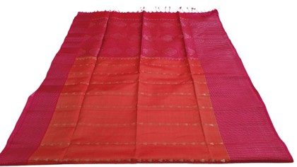 Pink and red pure handloom Kanchipuram silk saree with zari border Pink and red pure handloom Kanchipuram silk saree with zari border