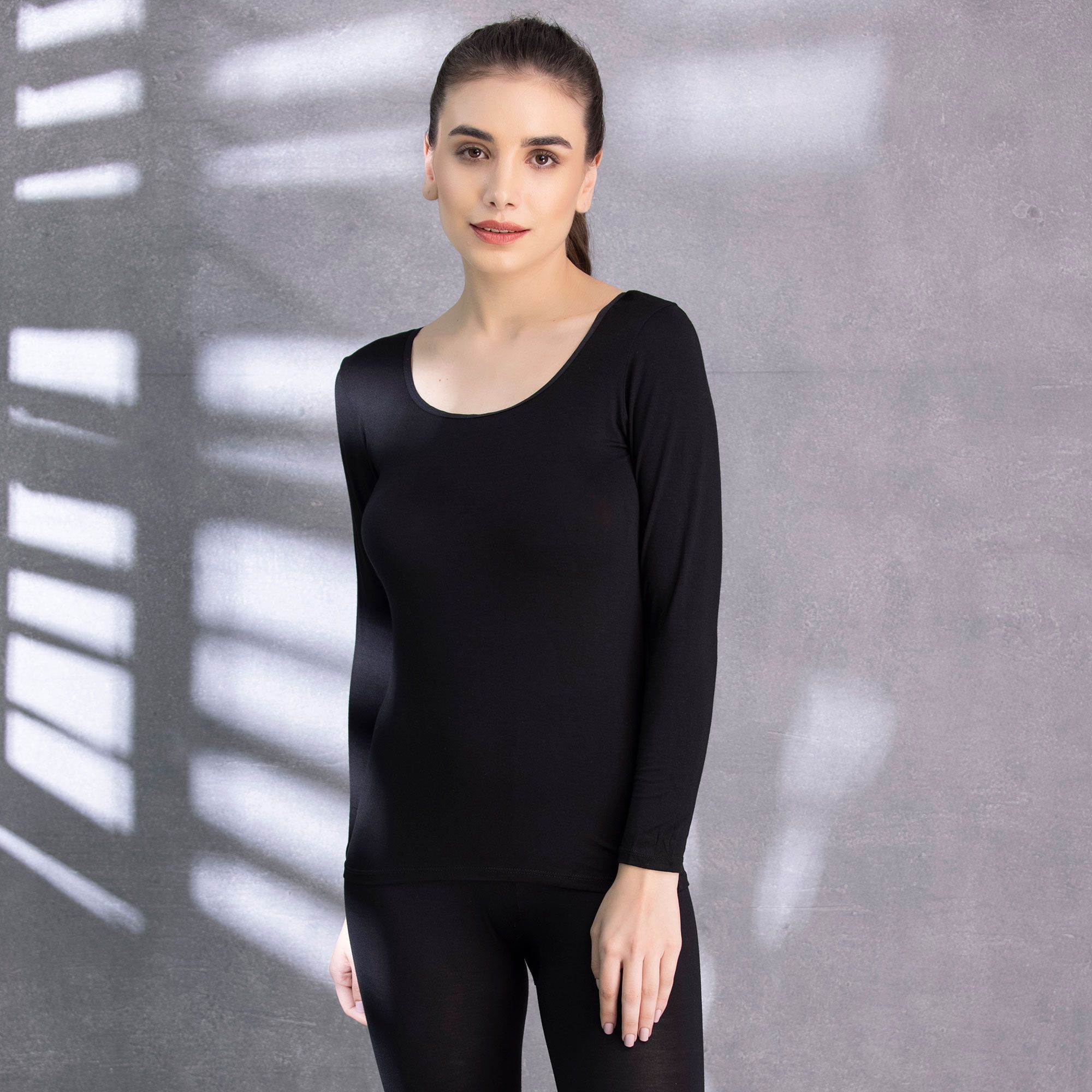 Thinnest Warmer Modal Bamboo Inner Full Sleeved for Snow