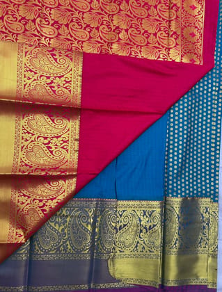 Blue Saree With Golden Zari Border Blue Saree With Golden Zari Border