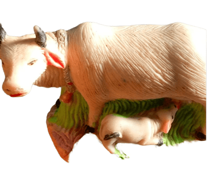 * Cow and Calf Statue* White Cow and Calf Figurine* Miniature Cow and Calf Sculpture* Hand-Painted Cow and Calf Statue* Cow and Calf Home Decor