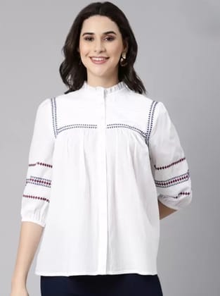 Women's White Embroidered Cotton Kurta with Mandarin Collar and 3/4th Sleeves Women's White Embroidered Cotton Kurta with Mandarin Collar and 3/4th Sleeves