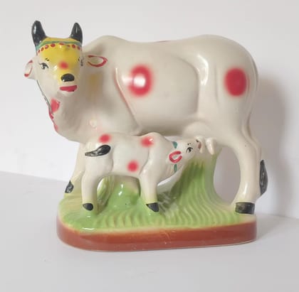 Ceramic Cow and Calf Statue Ceramic Cow and Calf Statue