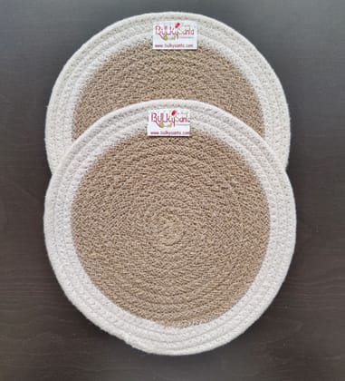 Round table mats cotton placemats (pack of 2) | Hotpads / trivets 9", Heat Resistant, Reversible Use (White - Beige) by Bulky Santa